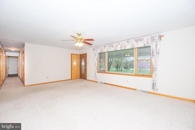 11807 Wicomico Ct, Smithsburg, MD 21783 - photo 6