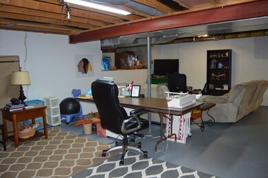 775 Michael Dr, Morris, IL 60450 - photo 5