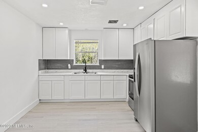 7058 Sans Souci Rd, Jacksonville, FL 32216 - photo 7