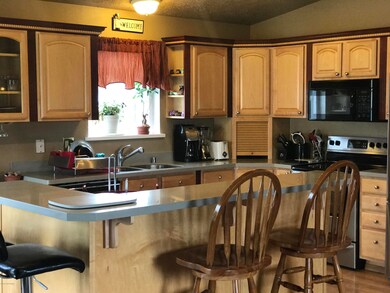 7051 Joseph St, Anchorage, AK 99518 - photo 4