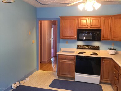 8415 Elsie Ct, Louisville, KY 40228 - photo 7