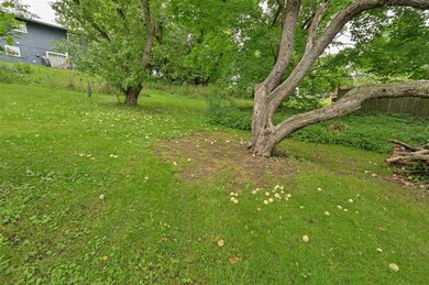 89 Richardson Rd, Barre, VT 05641 - photo 5