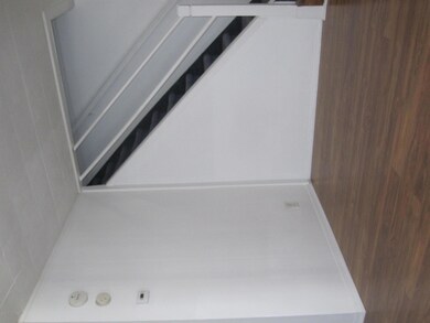 610 Aumack Ave unit 612, Keyport, NJ 07735 - photo 4