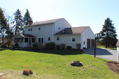 5175 Crest St, Germansville, PA 18053 - photo 3