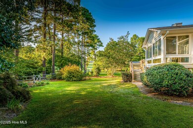 146 E Devonshire Ave (MLS)-13