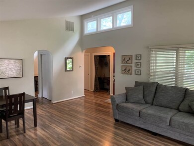 2218 Rownd St, Cedar Falls, IA 50613 - photo 3