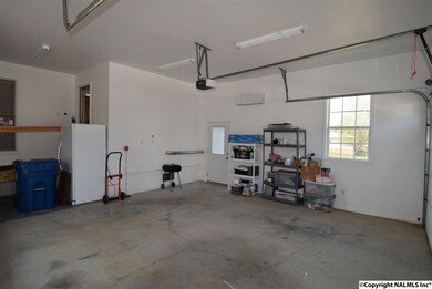 8141 Simpson Point Rd, Grant, AL 35747 - photo 5