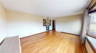 28970 Sherbrook Dr, Wickliffe, OH 44092 - photo 6