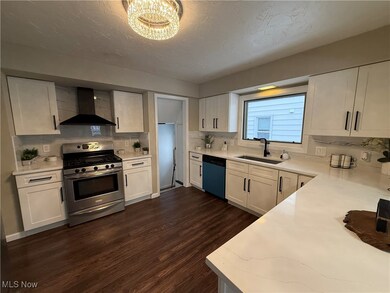 13008 Willard Ave, Cleveland, OH 44125 - photo 6