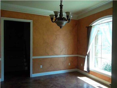 Formal Dining