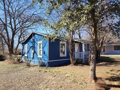 203 Stroud St, Cleburne, TX 76033 - photo 3