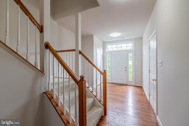 12972 Park Crescent Cir, Herndon, VA 20171 - photo 5