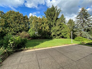 218 Courtland Rd, Indiana, PA 15701 - photo 3