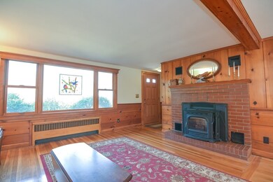 22 Holt St, Hopkinton, MA 01748 - photo 3