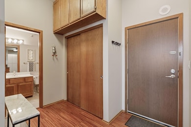 433 S 7th St unit 2308, Minneapolis, MN 55415 - photo 3