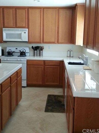 Beautiful Kitchen Cabinets with Center Island