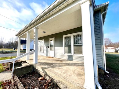 2233 Fairview St, Anderson, IN 46016 - photo 3