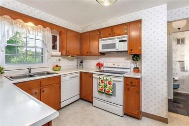 1516 VALLIMONT KITCHEN
