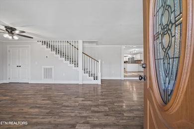 119 Baumgartner Rd, Harriman, TN 37748 - photo 5