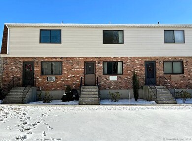 820 Matthews St unit 29, Bristol, CT 06010 - photo 2