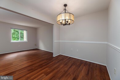 9602 Lindenbrook St, Fairfax, VA 22031 - photo 7