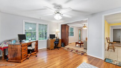 4-web-or-mls-203 Collins Rd_4