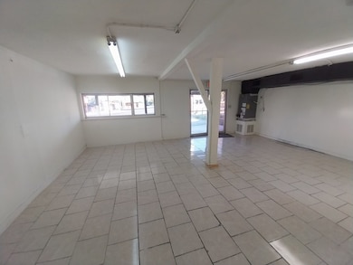 1308 Main St, Eagle Pass, TX 78852 - photo 5