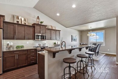 6291 W Los Flores Ct unit Lot 8 Block 5 Oaks W, Meridian, ID 83646 - photo 4