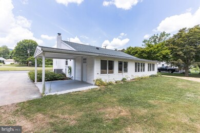 22 Maple Ave, Boyertown, PA 19512 - photo 7