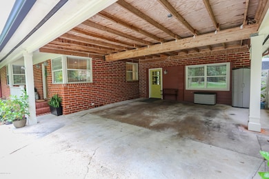 5117 Yerkes St, Jacksonville, FL 32205 - photo 4