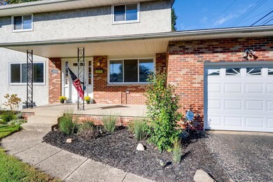 1139 Bernhard Rd, Columbus, OH 43227 - photo 2