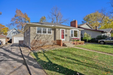 1215 Brooklyn Ave, Ann Arbor, MI 48104 - photo 4