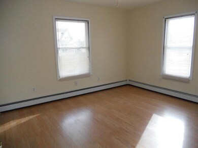61 Newland Ave unit 2, Woonsocket, RI 02895 - photo 5