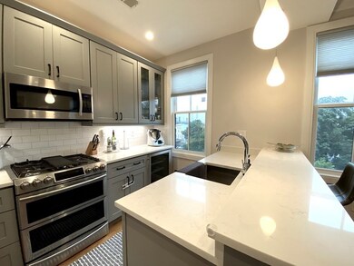 364 Bunker Hill St unit 3, Charlestown, MA 02129 - photo 7