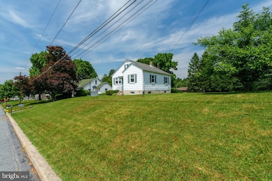 941 High Blvd, Reading, PA 19607 - photo 2