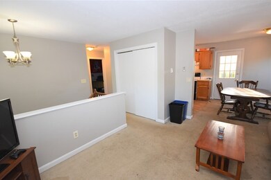 9 Edgehill Place, Amherst, MA 01002 - photo 3