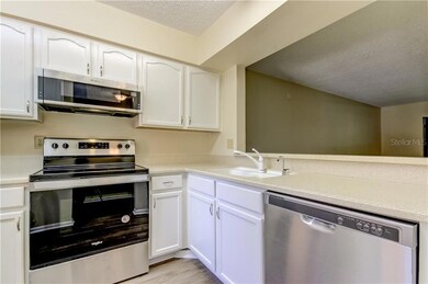 Kitchen - Right View