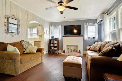 2145 University St SE, Salem, OR 97302 - photo 2