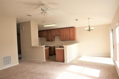 11555 Tori Ln, Jacksonville, FL 32218 - photo 6