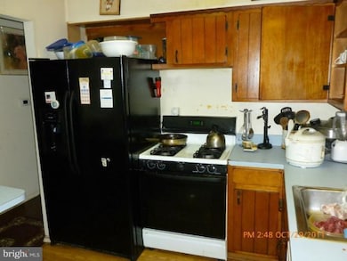 5803 Shepherd Ln, Lanham, MD 20706 - photo 4