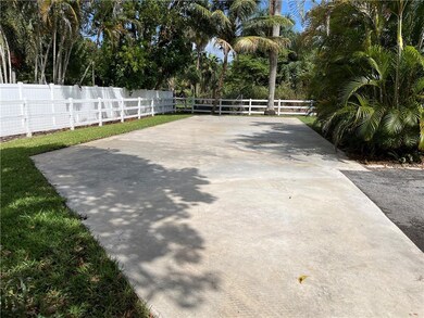 11301 SW 16th St, Davie, FL 33325 - photo 5