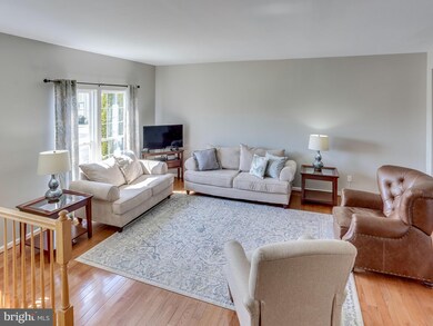 2255 Wheel Cog Place, Woodbridge, VA 22192 - photo 4