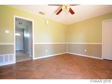 926 Edwards St, Copperas Cove, TX 76522 - photo 5