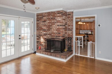 7-family room