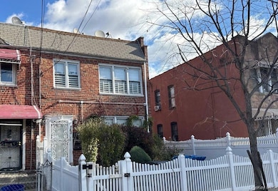 743 Warwick St, Brooklyn, NY 11207 - photo 2