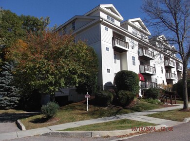 173 Hildred Dr, Burlington, VT 05401 - photo 2