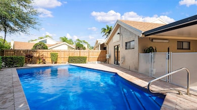 7659 Sierra Terrace W, Boca Raton, FL 33433 - photo 5