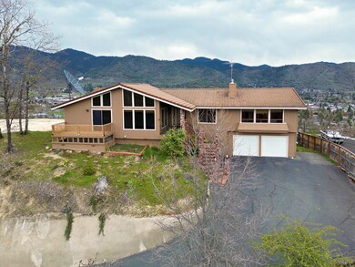 1039 NW Starlite Place, Grants Pass, OR 97526 - photo 4