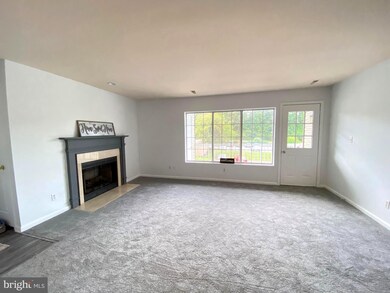 21 Tintern Ct unit 201, Lutherville Timonium, MD 21093 - photo 3