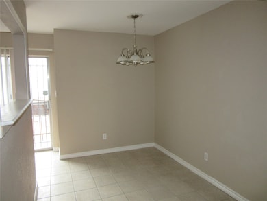 6202 Skyline Dr unit D24, Houston, TX 77057 - photo 5
